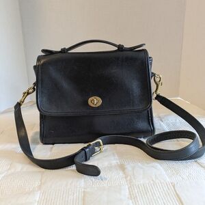 Vintage Coach Glove Tanned Cowhide Black Court Bag